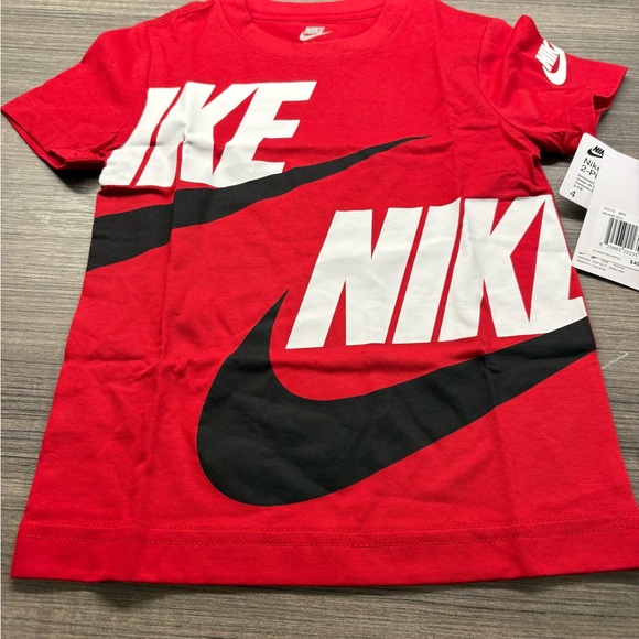 Toddler Boy 4T Nike Cotton/Jersey Shirt Short 2 Piece Set Red Black Swoosh -NEW - Picture 3 of 6